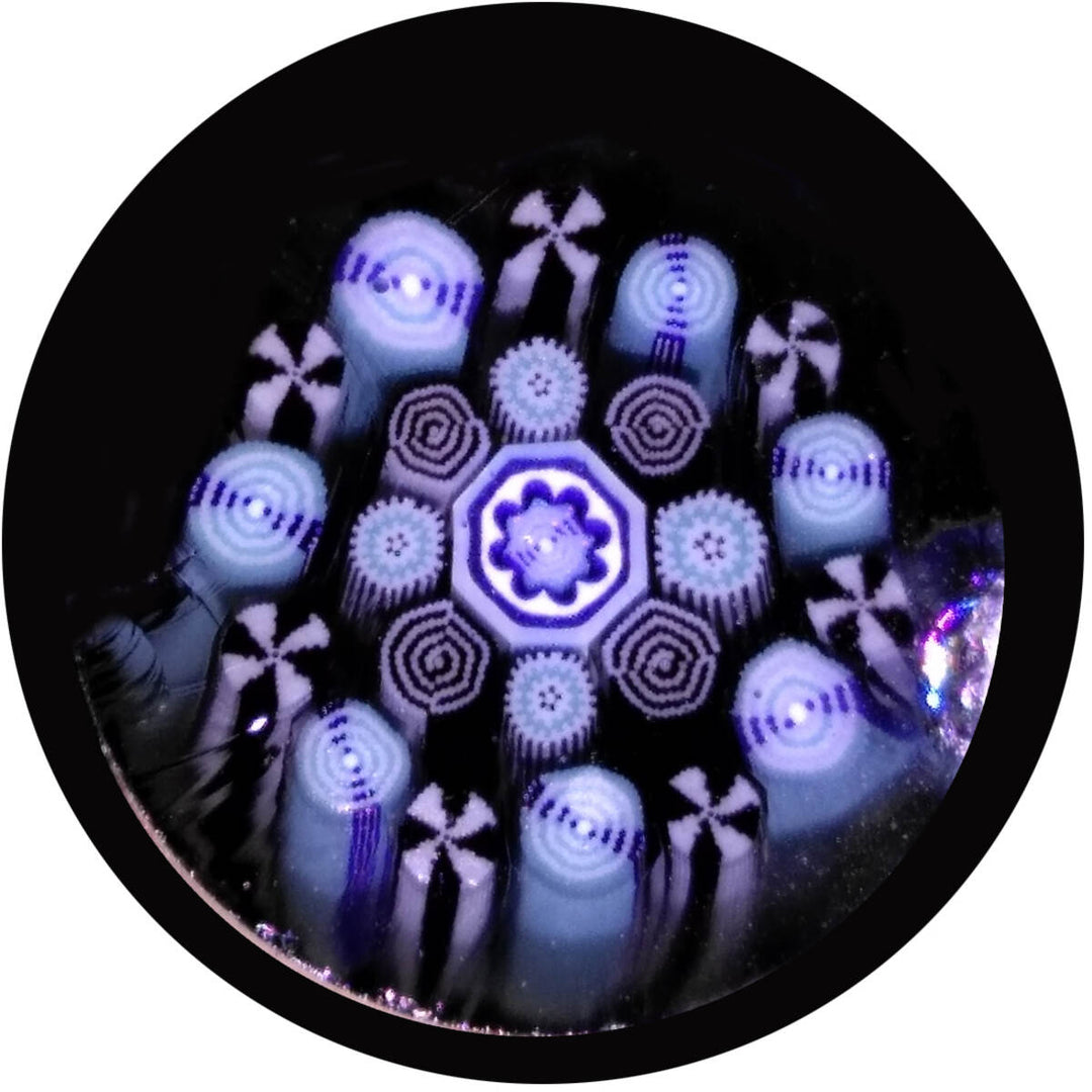 Blue &amp; White Flower Core Milli