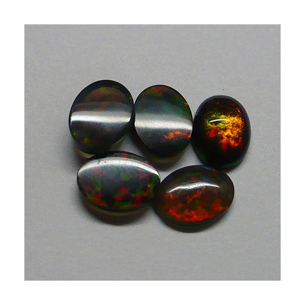 8 x 6mm Black Oval Opal