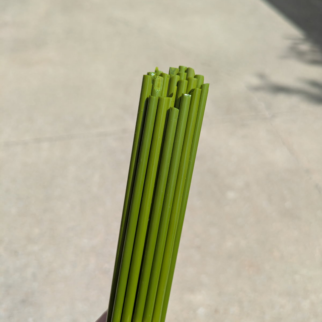 Moretti Green Pea Pastel Effetre Glass Rod (4-6mm) - Fire Sale